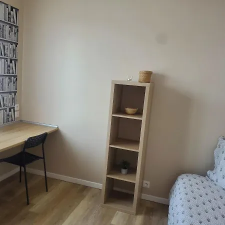 Appartement Bastille 2 *